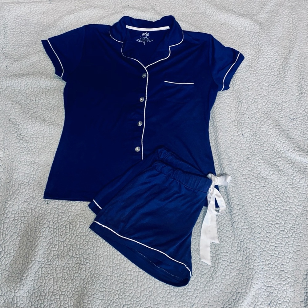 Matching button down pajamas - Picture 3 of 3